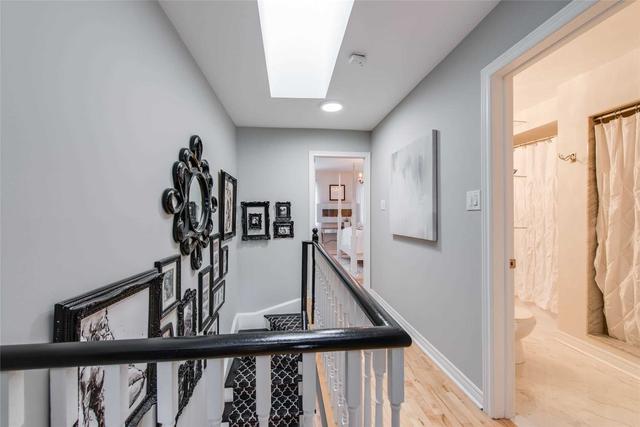 MAIN - 307B Coxwell Ave, House attached with 3 bedrooms, 1 bathrooms and 1 parking in Toronto ON | Image 13