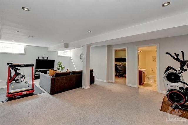 90 Baroness Dr, House detached with 4 bedrooms, 4 bathrooms and 4 parking in Nepean ON | Image 24