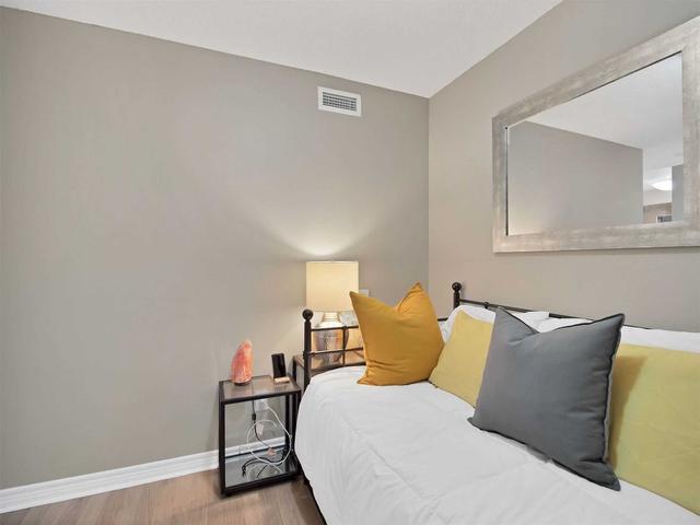 803 - 710 Humberwood Blvd, Condo with 1 bedrooms, 1 bathrooms and 1 parking in Etobicoke ON | Image 5