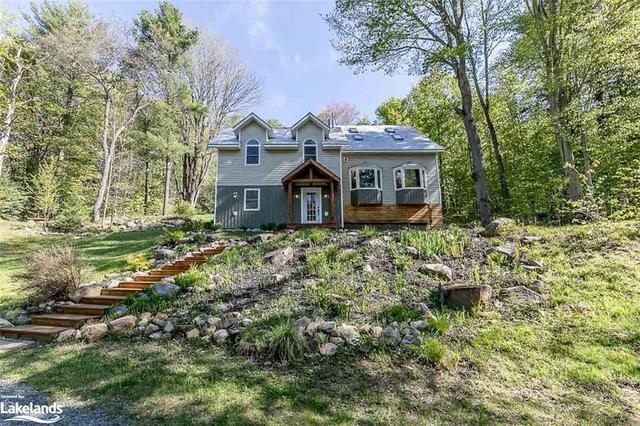 1350 Fawn Lake Rd, House detached with 2 bedrooms, 2 bathrooms and 6 parking in Bracebridge ON | Image 40