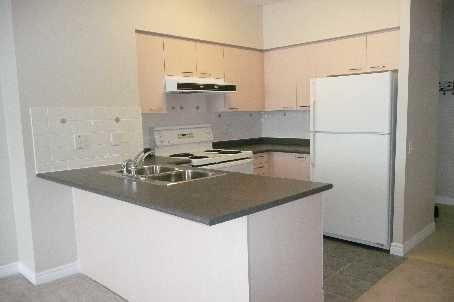 PH-15 - 51 Times Ave, Condo with 1 bedrooms, 1 bathrooms and 1 parking in Thornhill ON | Image 3