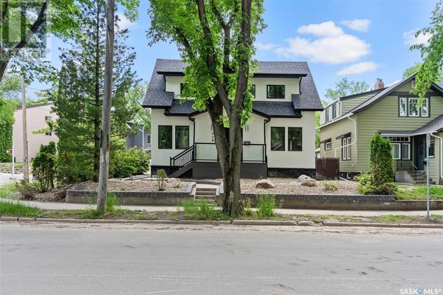 928 Temperance St, House detached with 5 bedrooms, 4 bathrooms and null parking in Saskatoon SK | Image 1