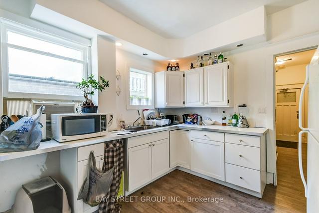 MAIN - 263 Wright Ave, House detached with 2 bedrooms, 1 bathrooms and 1 parking in Toronto ON | Image 7