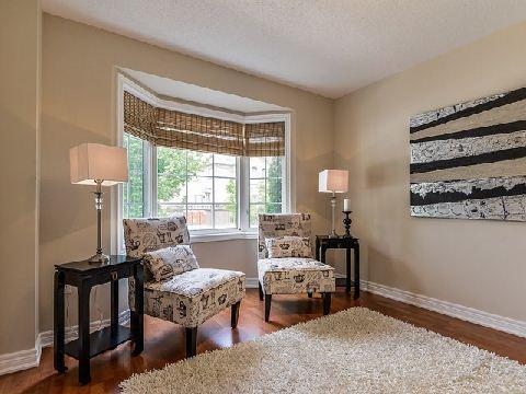 9 Ladywood Crt, House semidetached with 3 bedrooms, 4 bathrooms and 3 parking in Markham ON | Image 3