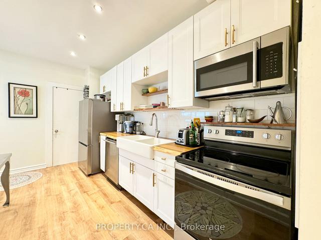 MAIN - 266 Weston Rd, House attached with 1 bedrooms, 1 bathrooms and 1 parking in Toronto ON | Image 6