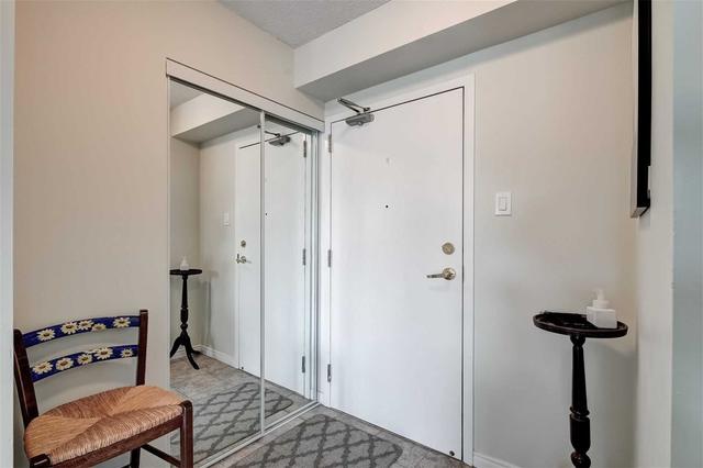 PH-14 - 300 Balliol St, Condo with 2 bedrooms, 2 bathrooms and 1 parking in Toronto ON | Image 2