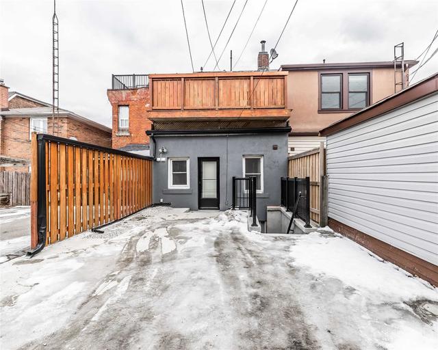 MAIN - 274 Ossington Ave, House semidetached with 2 bedrooms, 1 bathrooms and 2 parking in Toronto ON | Image 17