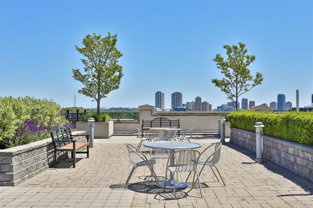 PH18 - 205 The Donway W, Condo with 2 bedrooms, 2 bathrooms and 2 parking in North York ON | Image 19