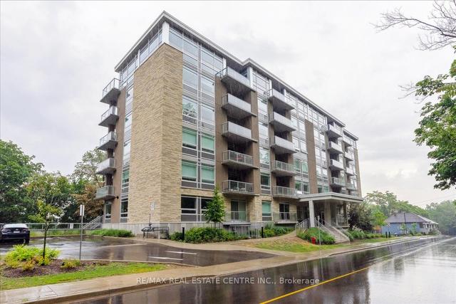 402 - 479 Charlton Ave E, Condo with 1 bedrooms, 1 bathrooms and 1 parking in Hamilton ON | Image 1