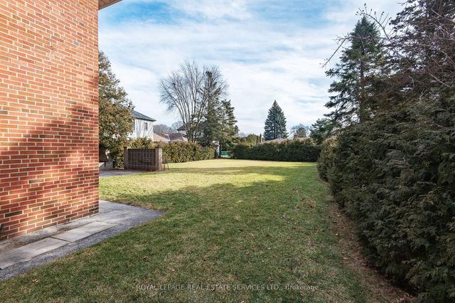 1A Leamington Ave, House detached with 4 bedrooms, 4 bathrooms and 6 parking in Etobicoke ON | Image 37