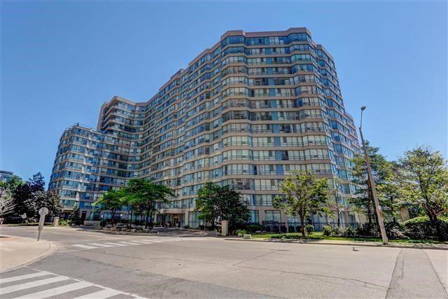 909 - 250 Webb Dr, Condo with 2 bedrooms, 2 bathrooms and 1 parking in Mississauga ON | Image 1