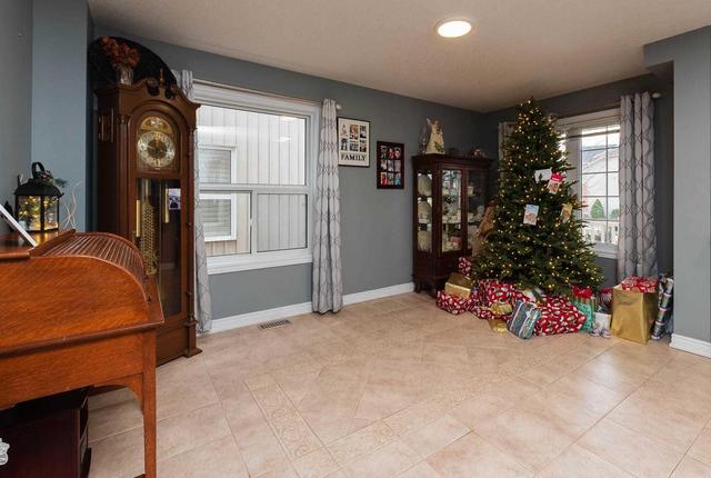 885 Greenwood Cres, House detached with 3 bedrooms, 4 bathrooms and 4 parking in Shelburne ON | Image 4