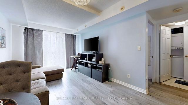 2028 - 3031 Finch Ave W, Townhouse with 1 bedrooms, 1 bathrooms and 1 parking in Toronto ON | Image 23