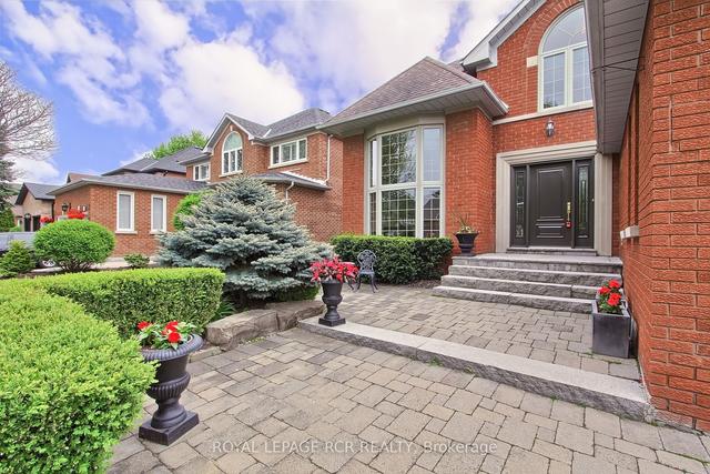 606 Brooker Ridge, House detached with 4 bedrooms, 3 bathrooms and 6 parking in Newmarket ON | Image 34