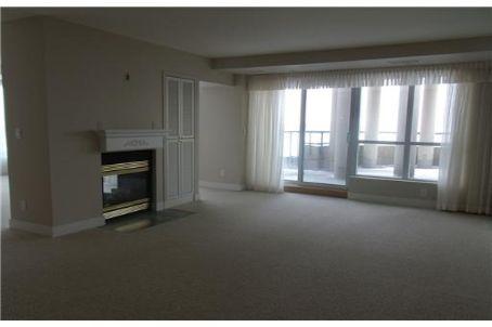 PH1 - 2 Toronto St, Condo with 2 bedrooms, 2 bathrooms and 2 parking in Barrie ON | Image 2