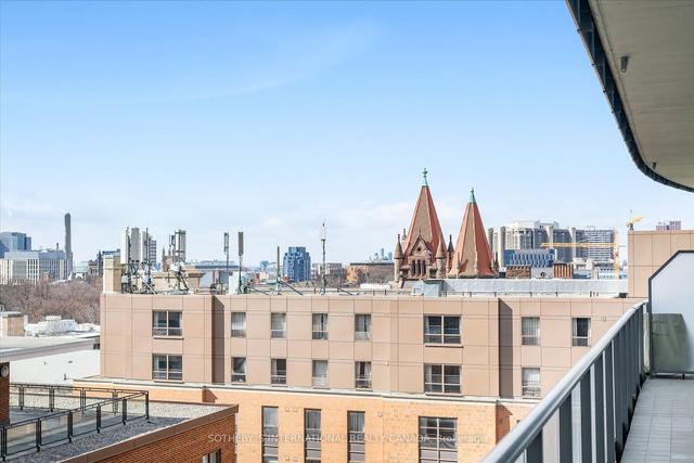 704 - 77 Charles St W, Condo with 2 bedrooms, 2 bathrooms and 2 parking in Toronto ON | Image 22