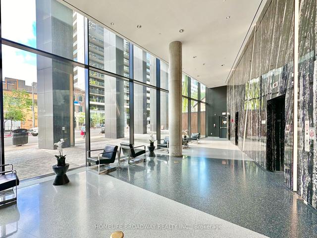 2008 - 125 Peter St, Condo with 2 bedrooms, 1 bathrooms and 0 parking in Toronto ON | Image 17
