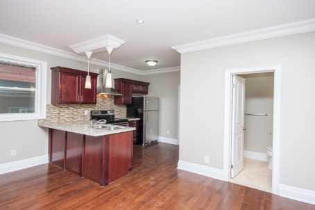 MAIN - 16 Drayton Ave, House detached with 1 bedrooms, 1 bathrooms and 1 parking in Toronto ON | Image 2
