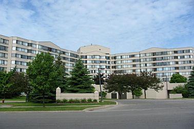 PH-18 - 1001 Cedarglen Gate, Condo with 2 bedrooms, 2 bathrooms and 1 parking in Mississauga ON | Image 1