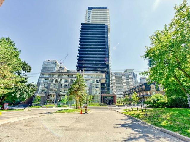 PH04 - 101 Erskine Ave, Condo with 2 bedrooms, 3 bathrooms and 2 parking in Toronto ON | Image 1