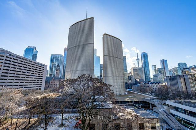 909 - 111 Elizabeth St, Condo with 1 bedrooms, 1 bathrooms and 1 parking in Toronto ON | Image 24