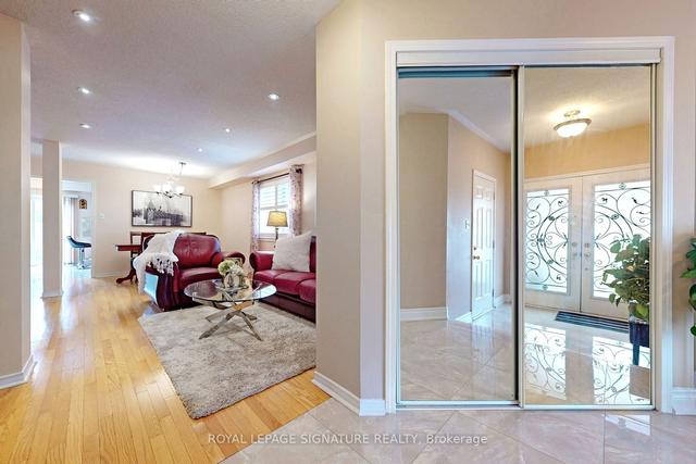 5659 Volpe Ave, House semidetached with 4 bedrooms, 4 bathrooms and 3 parking in Mississauga ON | Image 38