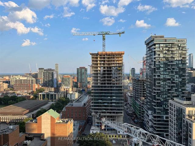 2102 - 77 Mutual St, Condo with 1 bedrooms, 1 bathrooms and 0 parking in Toronto ON | Image 5