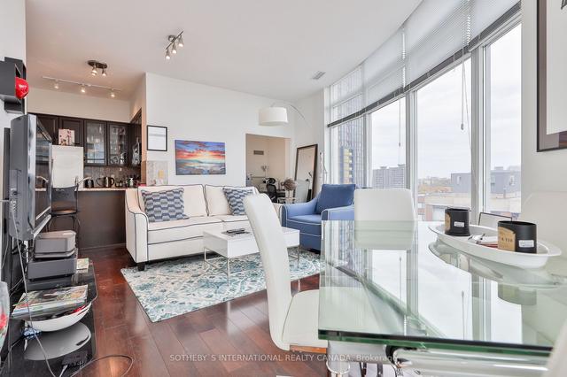 PH-201 - 8 Scollard St, Condo with 2 bedrooms, 2 bathrooms and 1 parking in Toronto ON | Image 2