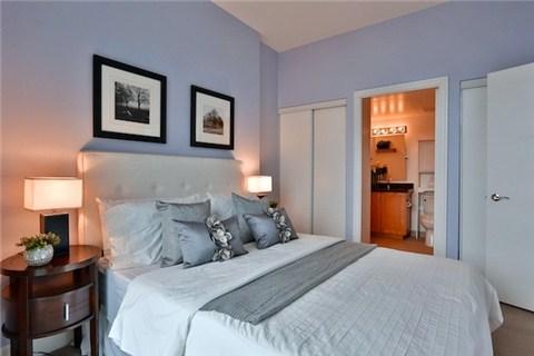 PH209 - 8 Scollard St, Condo with 2 bedrooms, 2 bathrooms and 1 parking in Toronto ON | Image 9