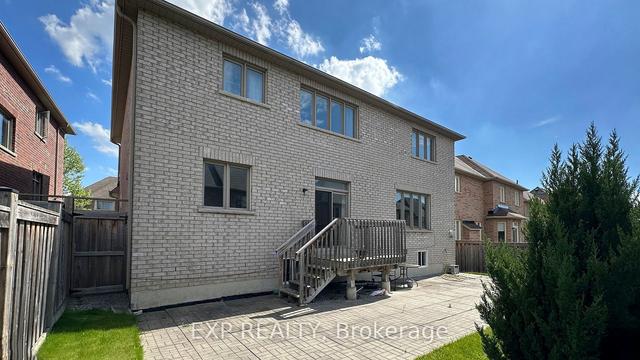 955 Ernest Cousins Cir, House detached with 4 bedrooms, 4 bathrooms and 4 parking in Newmarket ON | Image 35