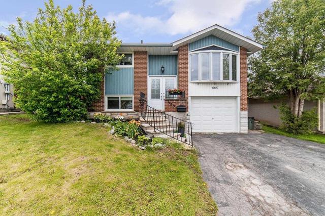 885 Carnaby Cres, House detached with 3 bedrooms, 2 bathrooms and 5 parking in Oshawa ON | Image 1