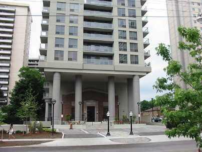 909 - 70 High Park Ave, Condo with 1 bedrooms, 1 bathrooms and 1 parking in Toronto ON | Image 1