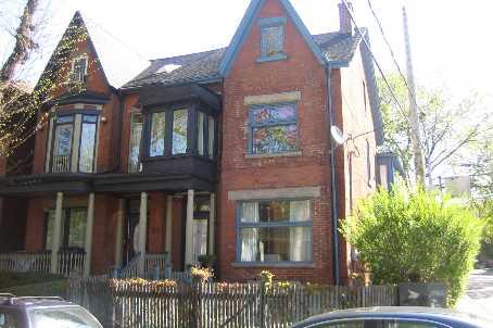 MAIN - 33 Grant St, House detached with 3 bedrooms, 2 bathrooms and 1 parking in Toronto ON | Image 1