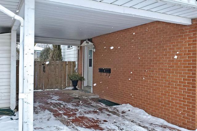 MAIN - 274 Harmony Rd N, House detached with 3 bedrooms, 1 bathrooms and 4 parking in Oshawa ON | Image 21