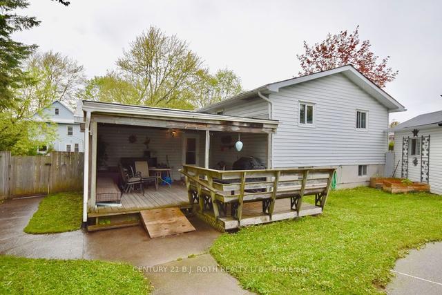 27 South St, House detached with 3 bedrooms, 2 bathrooms and 6 parking in Orillia ON | Image 25