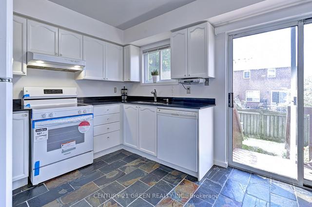 47 - 1050 Bristol Rd W, Townhouse with 3 bedrooms, 3 bathrooms and 2 parking in Mississauga ON | Image 23