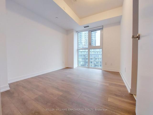 2107 - 219 Dundas St E, Condo with 3 bedrooms, 2 bathrooms and 0 parking in Toronto ON | Image 4