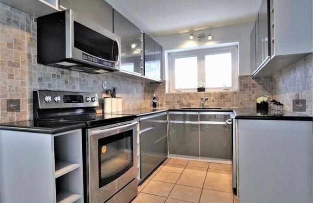 MAIN - 391 Allen Crt, House detached with 3 bedrooms, 1 bathrooms and 2 parking in Richmond Hill ON | Image 7