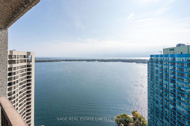 PH13 - 55 Harbour Sq, Condo with 3 bedrooms, 3 bathrooms and 2 parking in Toronto ON | Image 31