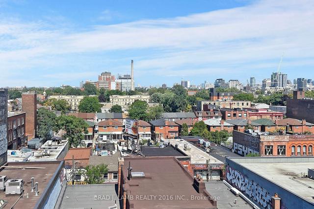 718 - 608 Richmond St W, Condo with 2 bedrooms, 2 bathrooms and 1 parking in Toronto ON | Image 24