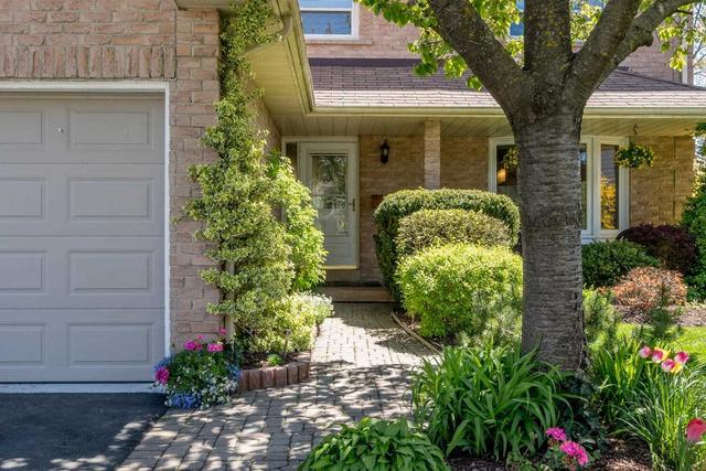 884 Anderson Ave, House detached with 4 bedrooms, 3 bathrooms and 4 parking in Milton ON | Image 36