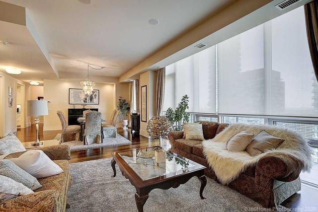 PH15 - 70 Roehampton Ave, Condo with 2 bedrooms, 3 bathrooms and 2 parking in Toronto ON | Image 34