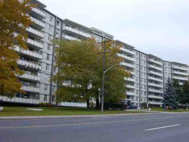909 - 3460 Keele St, Condo with 1 bedrooms, 1 bathrooms and 1 parking in North York ON | Image 1