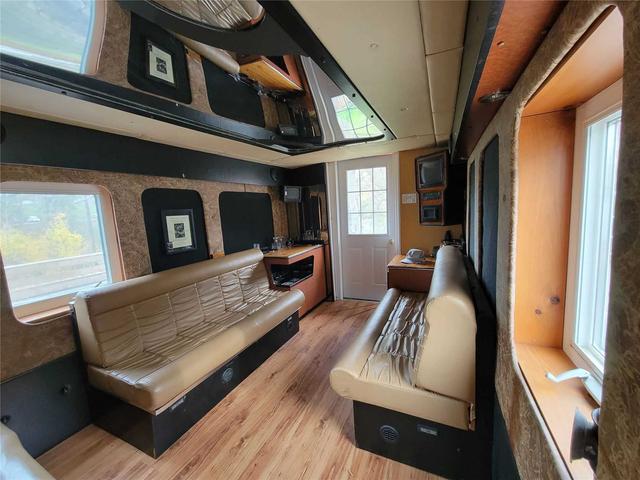 CABOOSE - 43 Main St E, House detached with 0 bedrooms, 0 bathrooms and 1 parking in Milton ON | Image 3