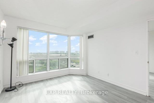 909 - 11 Lee Centre Dr, Condo with 1 bedrooms, 1 bathrooms and 1 parking in Scarborough ON | Image 17