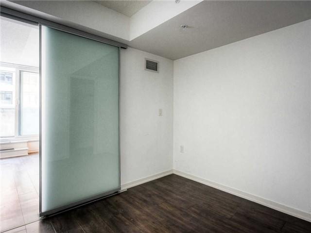 909E - 36 Lisgar St, Condo with 1 bedrooms, 1 bathrooms and null parking in Toronto ON | Image 6