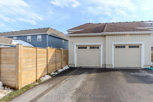 883 Broadway Blvd, House attached with 3 bedrooms, 3 bathrooms and 2 parking in Peterborough ON | Image 28