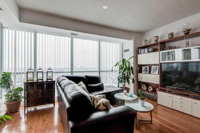 PH202 - 225 Sherway Gardens Rd, Condo with 2 bedrooms, 2 bathrooms and 1 parking in Etobicoke ON | Image 4