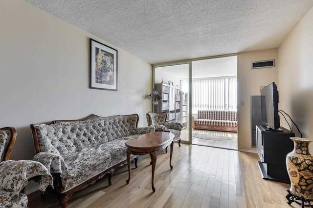 909 - 33 Weldrick Rd E, Condo with 2 bedrooms, 2 bathrooms and 1 parking in Richmond Hill ON | Image 23