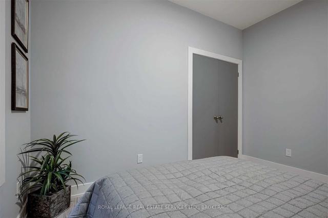 MAIN - 125 Perth Ave, House detached with 2 bedrooms, 2 bathrooms and 1 parking in Toronto ON | Image 3